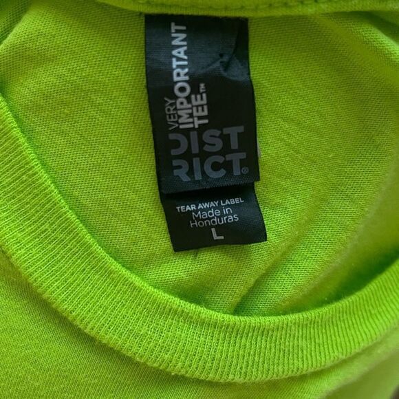 Bright green t shirt  City of Summer Set T Shirt Fun to wear Size L Like New - Picture 4 of 4